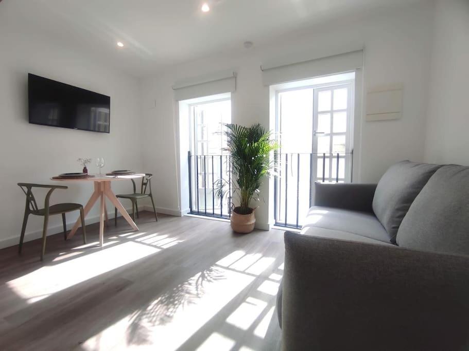 Lepanto3 - Amplio Y Luminoso Disfrutar De Apartamento